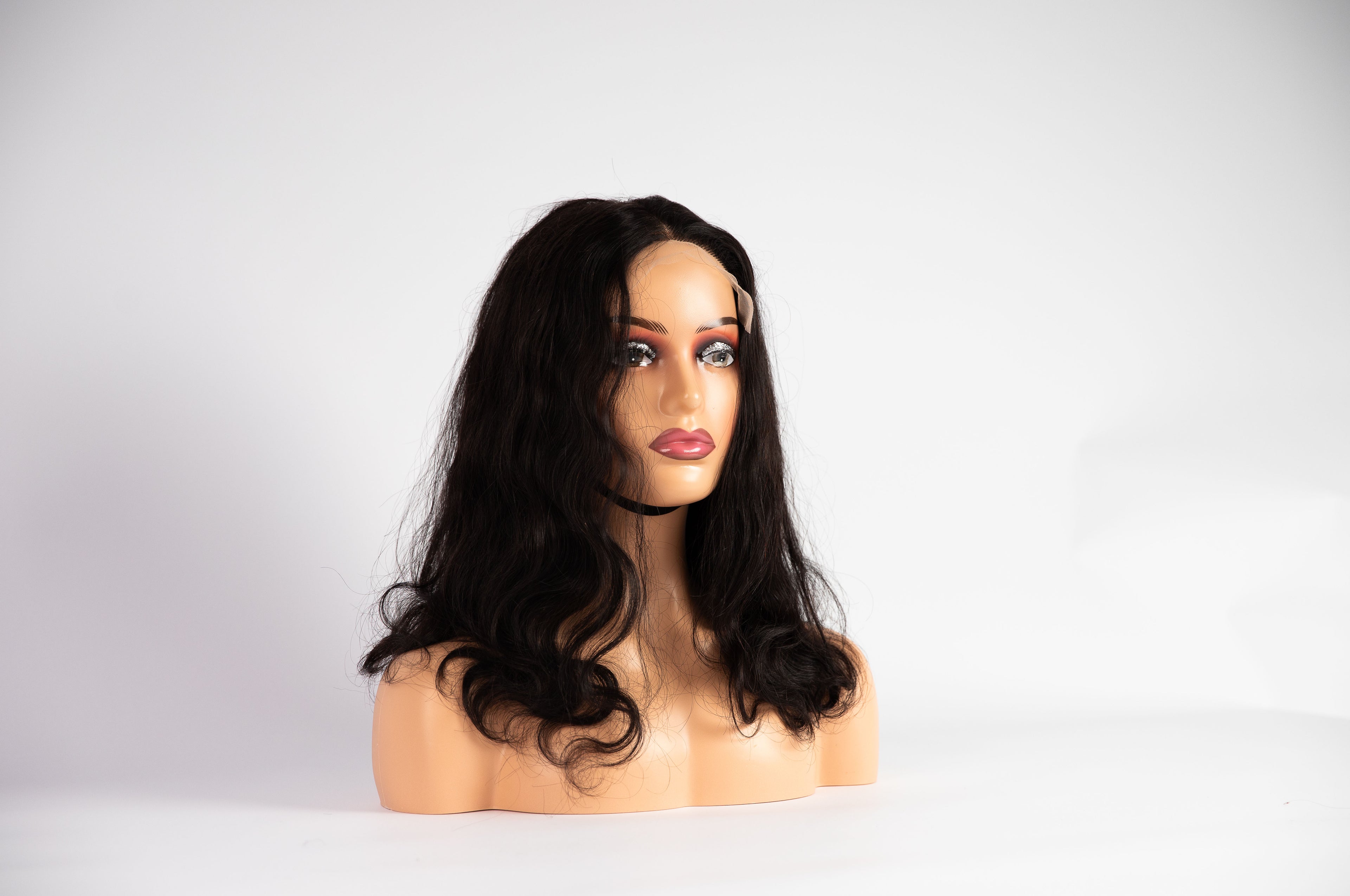 18 Inch Curly Wig – Soft Curls